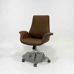 Adjustable Leather Working Chair