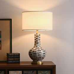 Shell Table Lamp